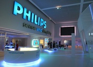 Philips returns to profit, sells entertainment business 