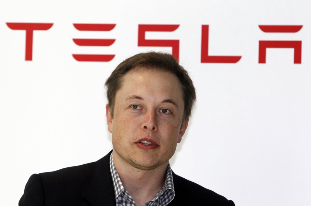 Tech entrepreneur Musk offers to help Boeing 