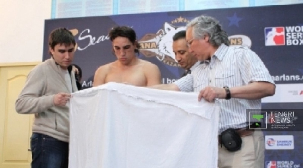 Boxing: Underwear saves Argentinean boxer from disqualification in fight against Astana Arlans