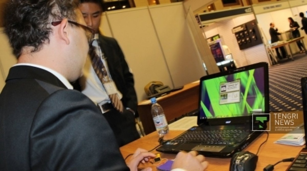 Kazakhstan residents spent $1.5 billion online in 2012