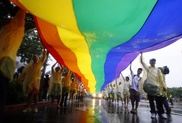 Modern Singapore grapples with archaic sex law 
