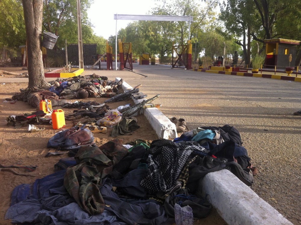 Nigerian Islamists attack town, kill 55: army 