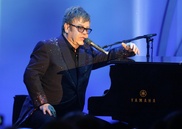 Calls to decriminalise drugs at Elton John HIV conference 
