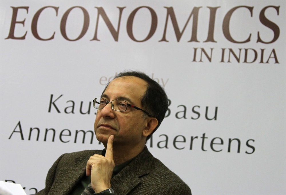World Bank sees less global growth, more stability 