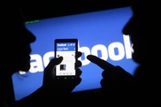 Facebook reveals details of US data requests 