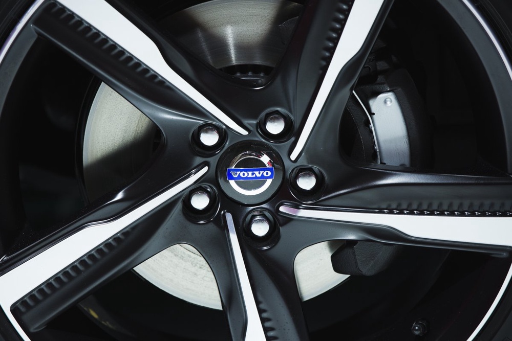 Volvo trucks reports profit drop but sees sales pick up 