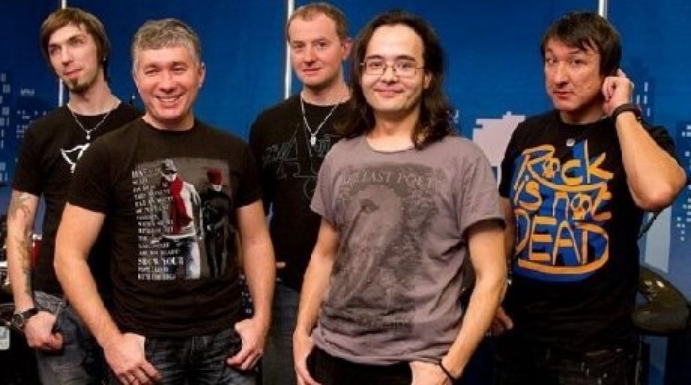 Motor-Roller to concert and record album in Thailand 