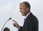 EADS to decide on Airbus name change in restructuring drive 