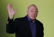 Microsoft eyes new course as Ballmer sets retirement 
