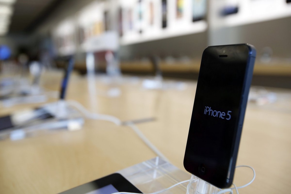 Apple poised to ship iPhones to China Mobile: report 