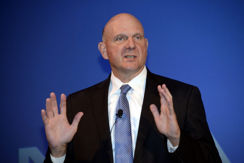 Outgoing Microsoft CEO most regrets lapse in mobilephones