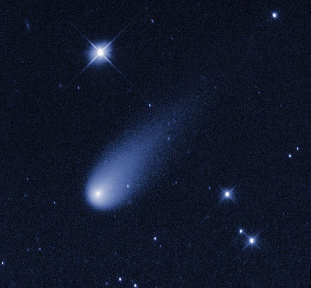 Is the 'Christmas Comet' cracking up?