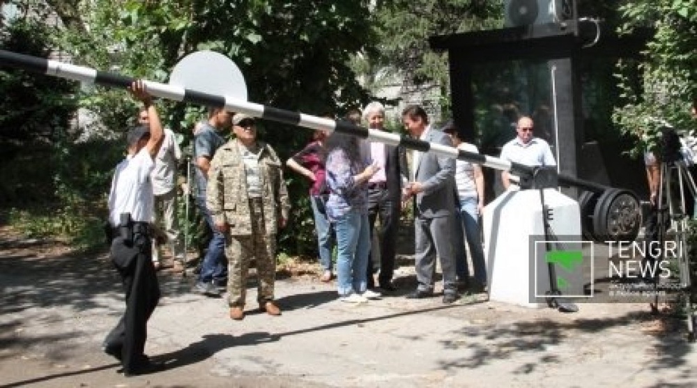 Disputed US checkpoint in Almaty removed
