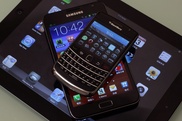 EU follows US in allowing portable electronics in-flight