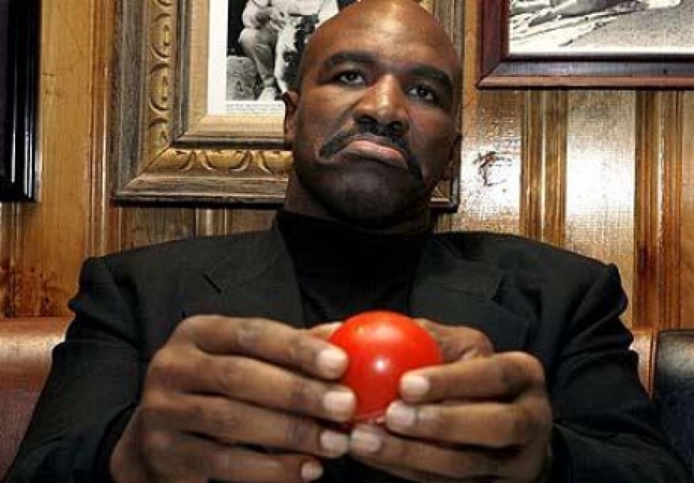 Boxing: Holyfield proclaims Golovkin best boxer of post-soviet space