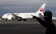 Japanese airlines say will obey China's air zone rules