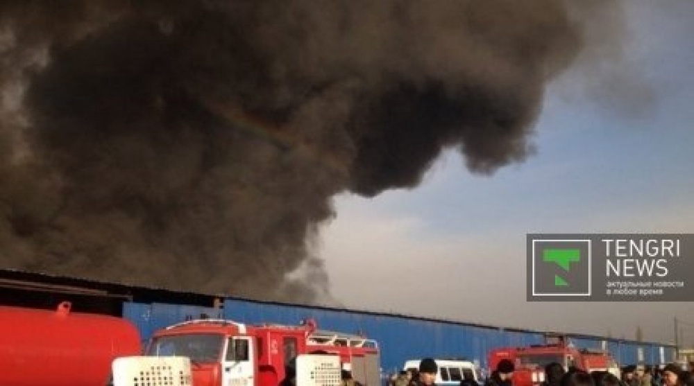 Almaty's flea market on fire again