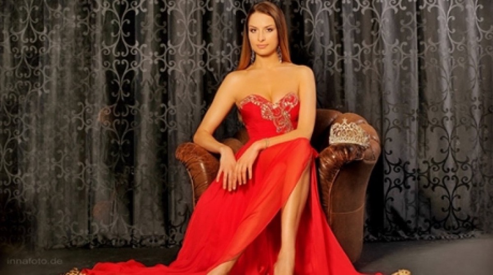 Kazakhstan native becomes Miss Congeniality at Miss Intercontinental 2013