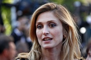 French magazine reveals Hollande 'affair' with actress