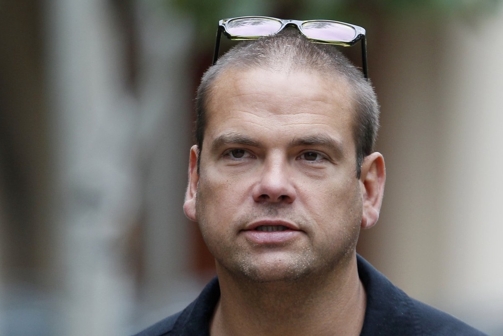 Prodigal son returns as Murdoch sets succession plan