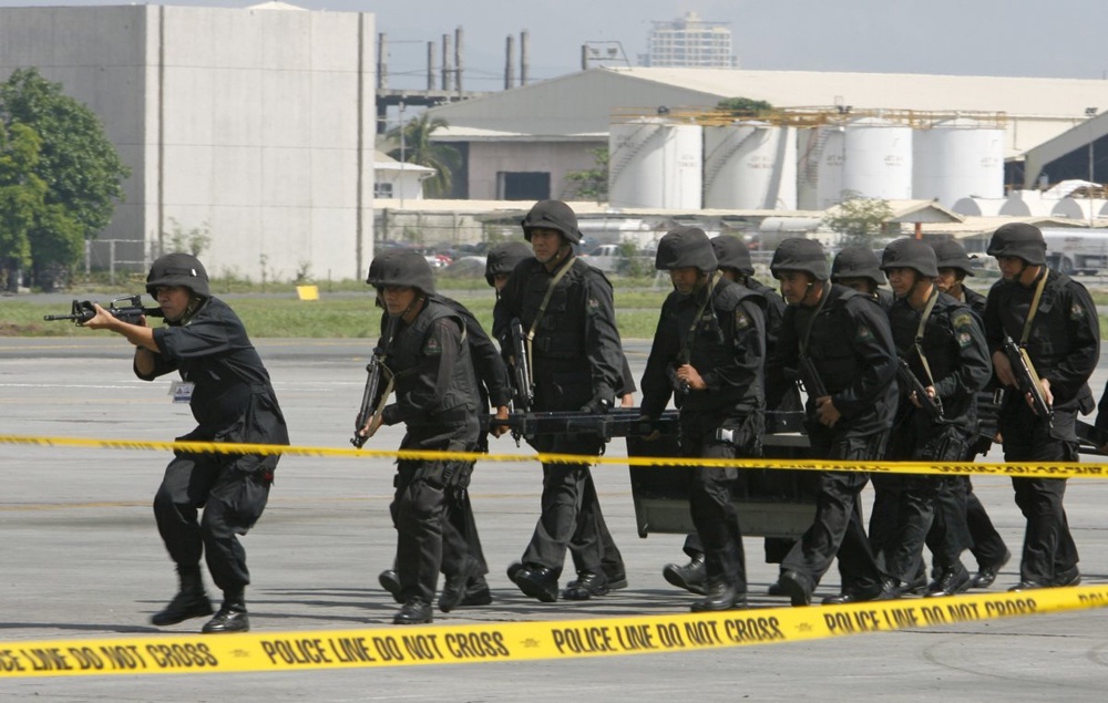 24 wounded in Philippine school blast