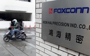 Taiwan's Hon Hai profit up 12.7% in 2013 on iPhone demand