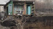 Residents offered compensation for house that tumbled into crater
