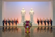 N. Korea marks Kim Il-Sung birthday with loyalty pledge
