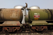 Iran oil exports rise to 1.2 mn barrels per day