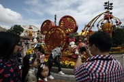 Disney eyes bigger plans with Shanghai
