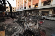 Dozens hurt by bomb at Thai protest march