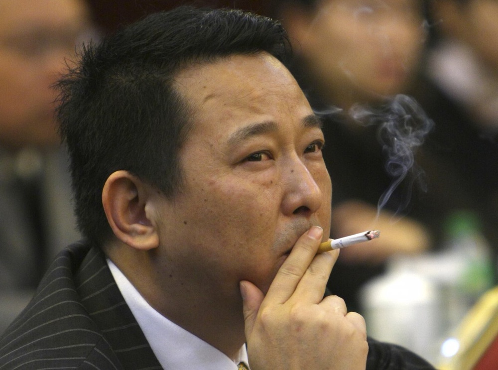 China sentences mining tycoon to death