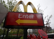 Six 'cult' members held over China McDonald's death