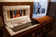 Australia morgue refuses bodies as 'too fat'