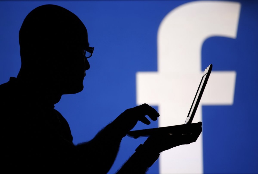 Facebook out to buy solar drone maker: report