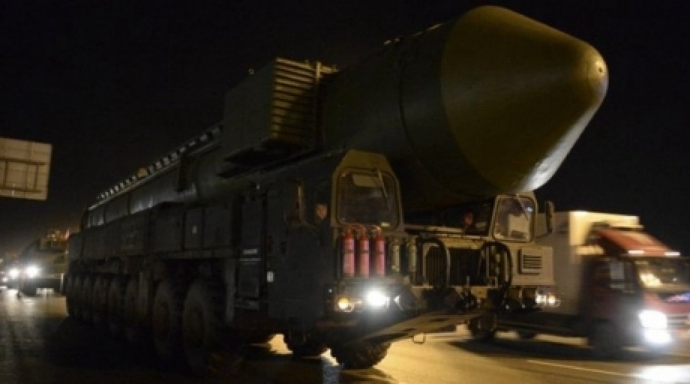 Russian Topol missile strikes target in Kazakhstan