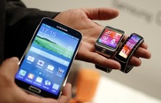 Google, Facebook drive gains in mobile advertising