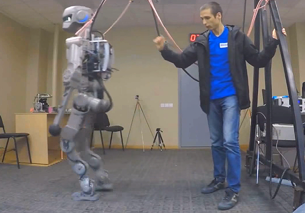 Space-bound Russian android shows handyman skills
