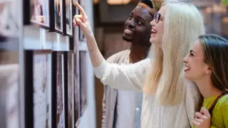 Which art galleries in Almaty City are worth visiting?