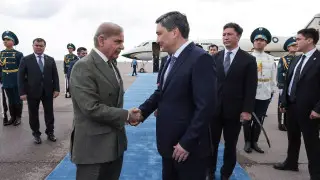 Pakistani Prime Minister arrives in Astana