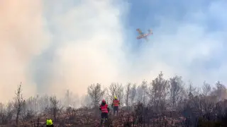 Italy and France send aircraft to help Greece in firefighting efforts