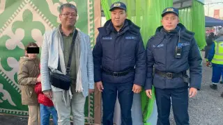 Foreign child lost at the ethno village during the World Nomad Games