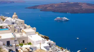 Greek authorities will introduce restrictions for tourists