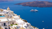 Greek authorities will introduce restrictions for tourists