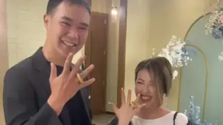 Unusual rings of newlyweds made social media laughing