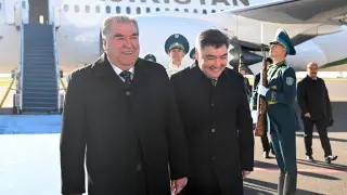 Kyrgyz and Tajik presidents arrive in Astana
