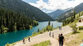 Kazakhstan reports record tourist influx