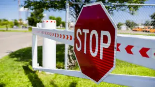 China temporarily closes borders with Kazakhstan