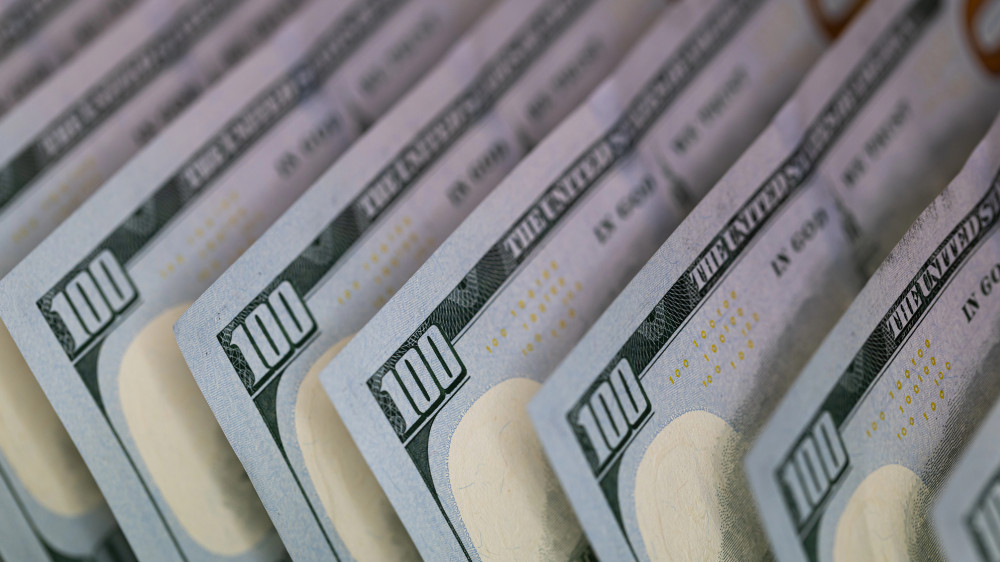 Dollar and ruble rise, euro drops in Kazakhstan