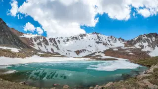 How to prepare for a mountain hike: tips for beginners